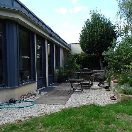 Bed & Breakfast D'hotes Sur Jardin Acces Pmr 3*