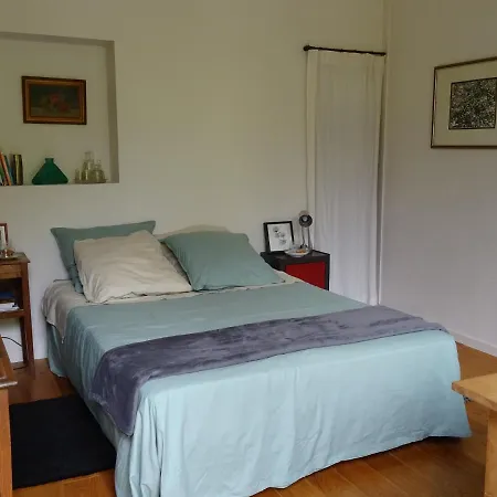 D'hotes Sur Jardin Acces Pmr 3* كان