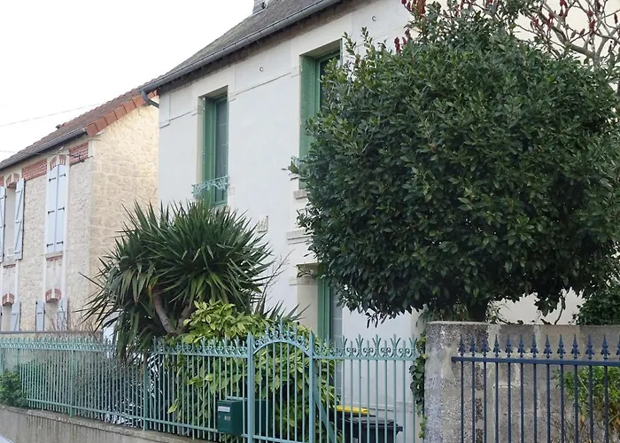 D'hotes Sur Jardin Acces Pmr 3*